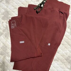 Figs Women’s Walnut Scrub Set